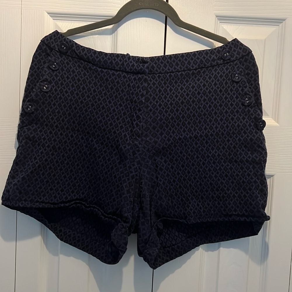 Maurices- black & blue stretchy shorts